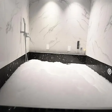 Apartment Easy Holidays - Suite Colosseo Rome