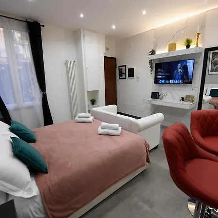 Apartment Easy Holidays - Suite Colosseo Rome